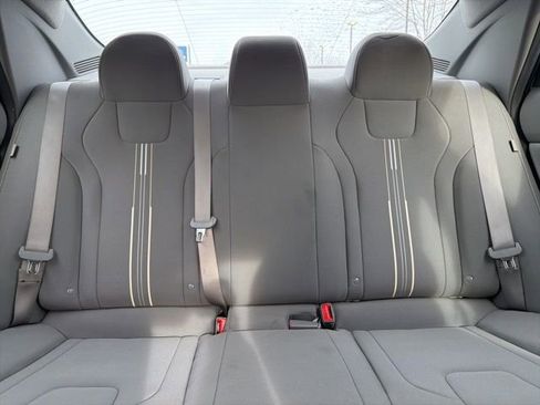 Certified 2024 Hyundai Elantra SEL image 27