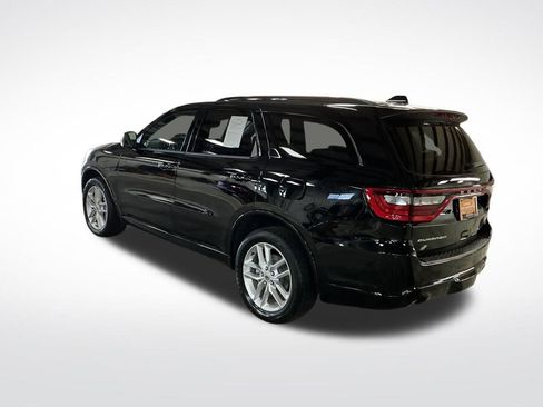 Used 2023 Dodge Durango GT image 3