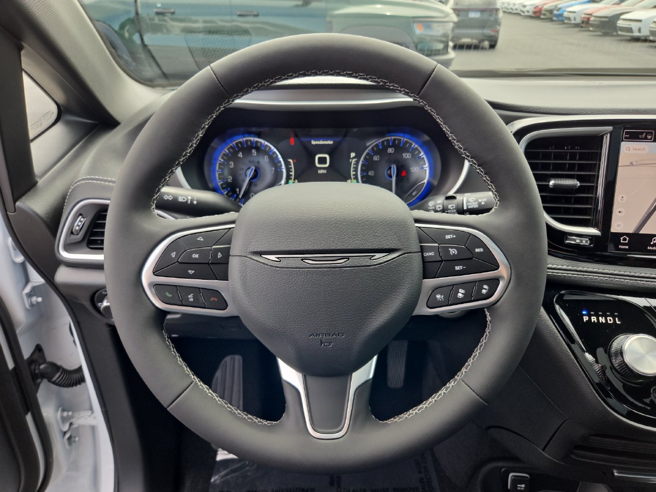 New 2027 Chrysler Pacifica Select w/ Family Tech Group FWD image 21