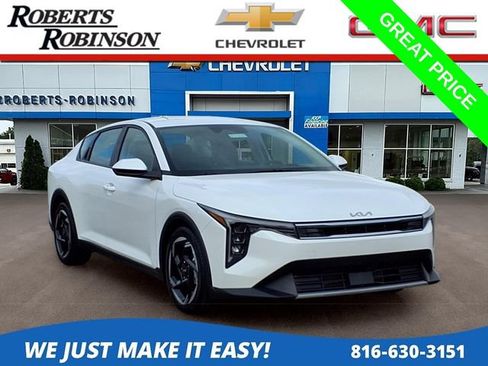 Used 2025 Kia K4 EX FWD image 1