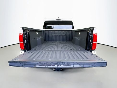Certified 2024 Toyota Tacoma TRD Off-Road AWD/4WD image 24