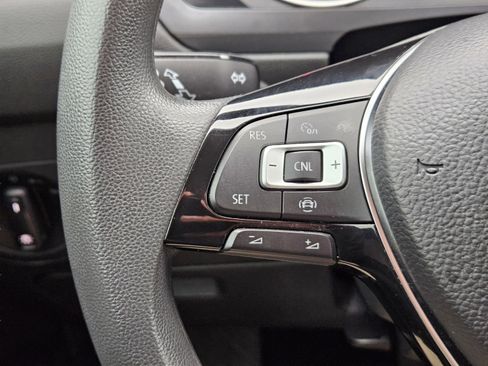 Used 2020 Volkswagen Tiguan S FWD image 19
