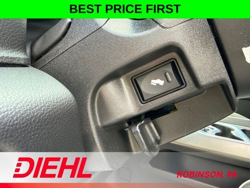 New 2026 RAM 2500 Laramie AWD/4WD image 21