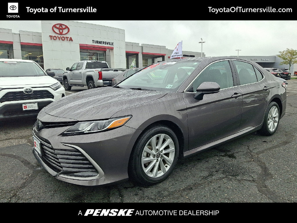 Certified 2024 Toyota Camry LE FWD image 1