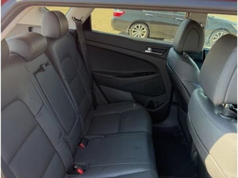 Used 2016 Hyundai Tucson Limited w/ Option Group 03 AWD/4WD image 10