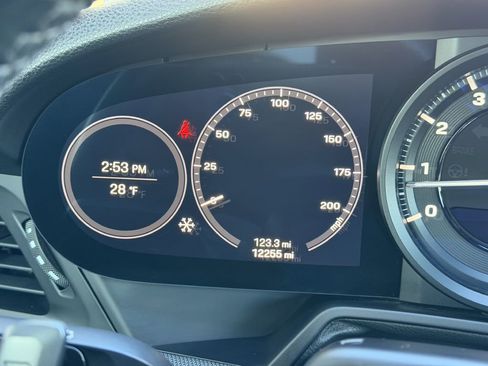 Used 2021 Porsche 911 Carrera image 38