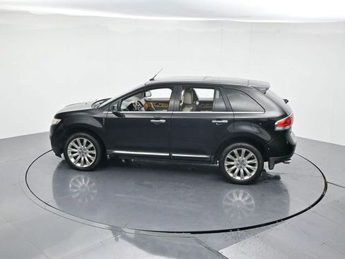 Used 2014 Lincoln MKX AWD w/ Equipment Group 102A image 48