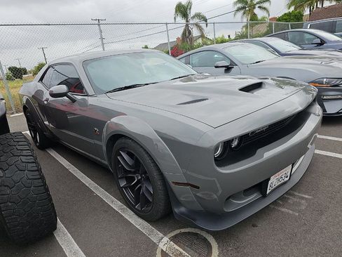 Used 2019 Dodge Challenger R/T Scat Pack image 3