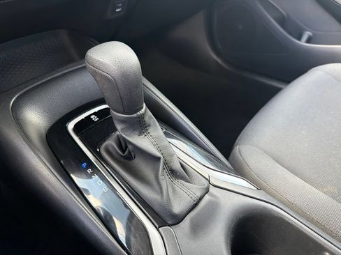 Used 2024 Toyota Corolla LE FWD image 22