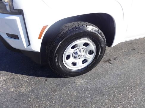 Used 2024 Nissan Frontier S w/ S Utility Package image 4