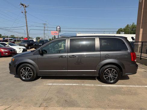 Used 2019 Dodge Grand Caravan GT FWD image 8