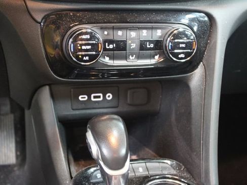 Used 2022 Buick Encore GX Select FWD image 20