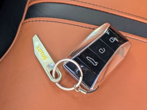 Used 2024 Lotus Emira First Edition image 29