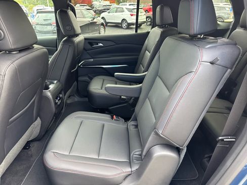 New 2026 Chevrolet Traverse Z71 w/ Driver Confidence Package image 19