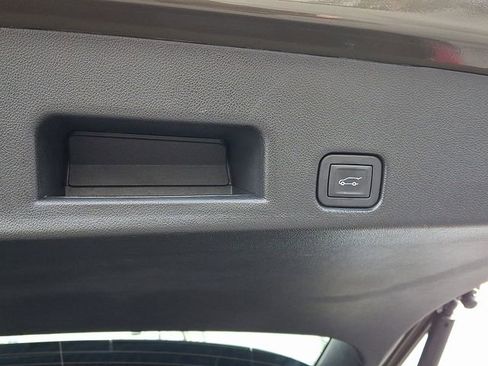 Certified 2024 GMC Acadia AT4 w/ Luxury Package image 33