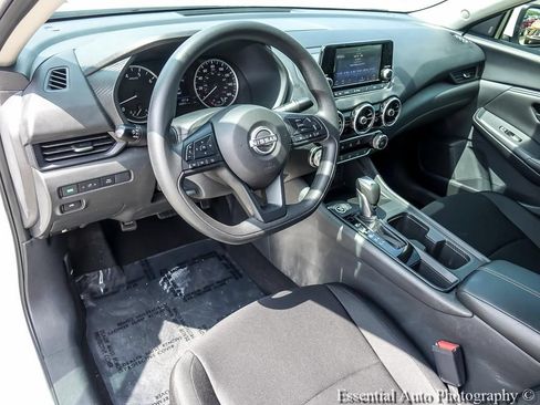 Used 2025 Nissan Sentra S FWD image 11
