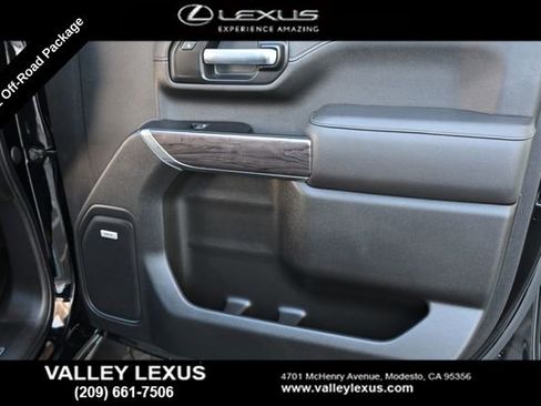 Used 2022 Chevrolet Silverado 2500 LTZ w/ LTZ Plus Package image 18