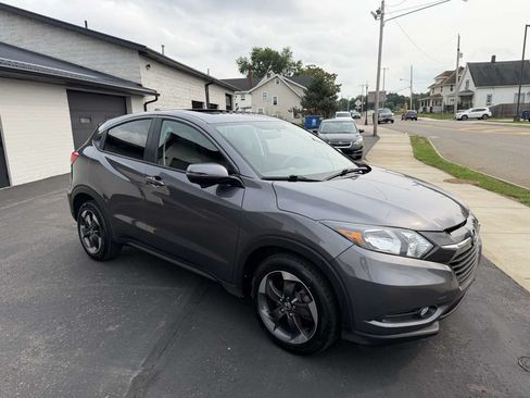 Used 2018 Honda HR-V EX image 6