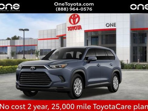 New 2026 Toyota Grand Highlander XLE image 2