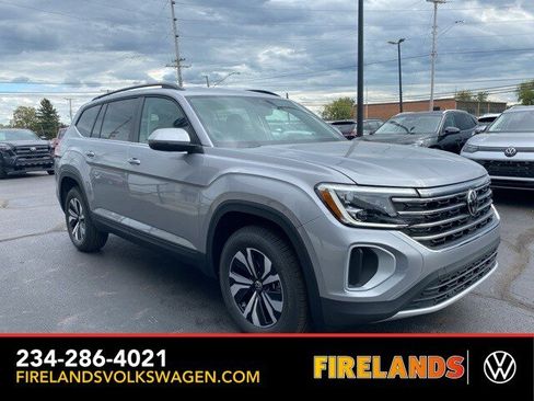 New 2026 Volkswagen Atlas SE image 8