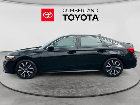 Used 2022 Honda Civic EX image 2