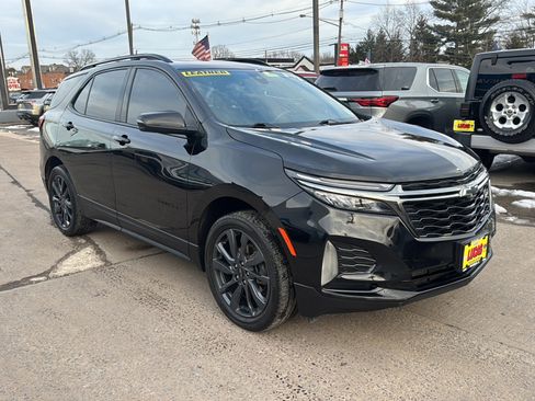Used 2022 Chevrolet Equinox RS w/ RS Leather Package image 4