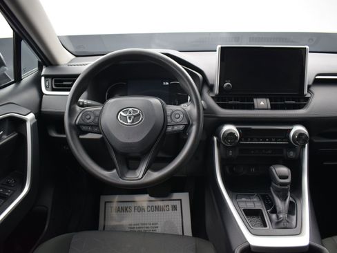 Used 2025 Toyota RAV4 XLE FWD image 14