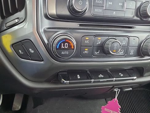 Used 2019 Chevrolet Silverado 1500 LT w/ All Star Edition AWD/4WD image 9