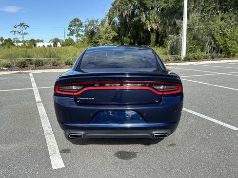 Used 2015 Dodge Charger SE w/ Sport Appearance Group RWD image 4