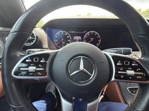 Used 2020 Mercedes-Benz E 450 4MATIC Coupe image 11