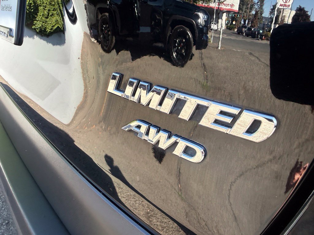 Certified 2019 Toyota RAV4 Limited w/ Advanced Technology Package AWD/4WD image 8