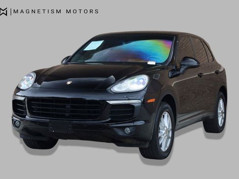 Used 2018 Porsche Cayenne AWD/4WD image 5