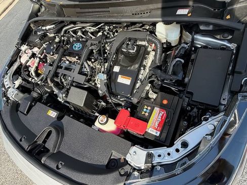 Certified 2021 Toyota Corolla LE FWD image 20