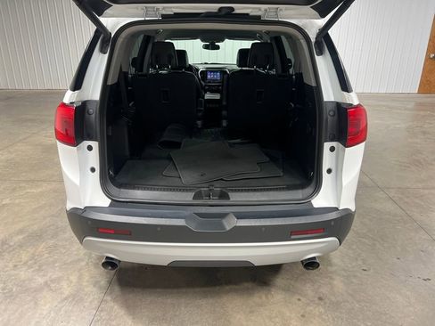 Certified 2018 GMC Acadia SLT image 12