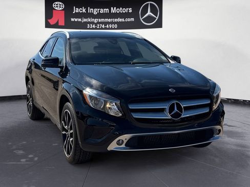 Certified 2017 Mercedes-Benz GLA 250 4MATIC image 7