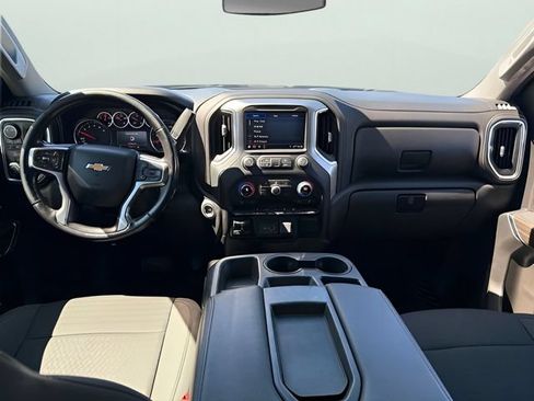 Used 2021 Chevrolet Silverado 1500 LT AWD/4WD image 15