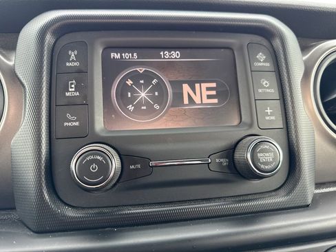 Certified 2021 Jeep Gladiator Sport image 22