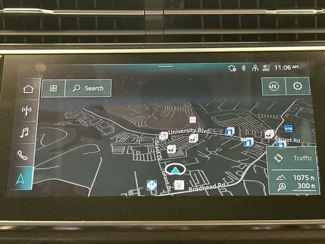 Used 2022 Audi Q8 Prestige AWD/4WD image 13