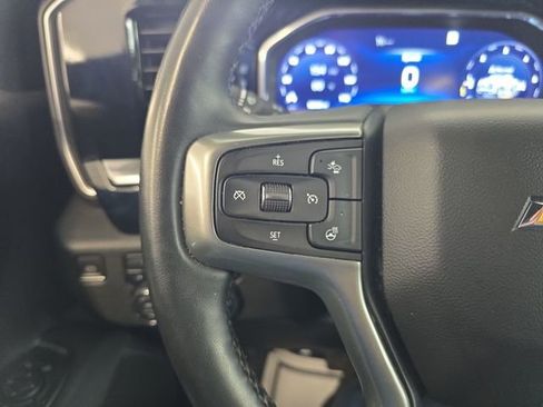 Used 2023 Chevrolet Silverado 1500 LT AWD/4WD image 19