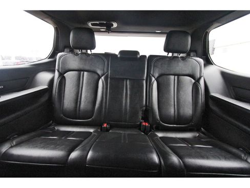 Used 2023 Jeep Wagoneer Series III w/ Preferred Equipment Group AWD/4WD image 15