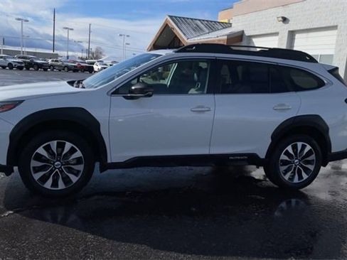 Used 2023 Subaru Outback Limited XT image 6