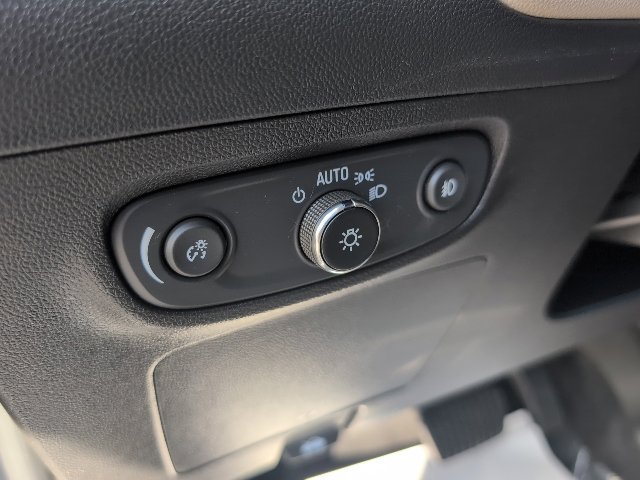 Used 2022 Buick Encore GX Essence w/ Advanced Technology Package AWD/4WD image 17