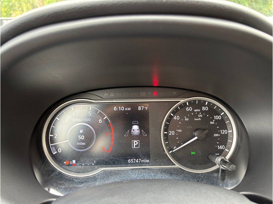 Used 2019 Nissan Kicks SV FWD image 19