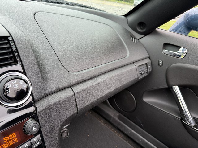 Used 2007 Saturn Sky w/ Premium Trim Pkg RWD image 17