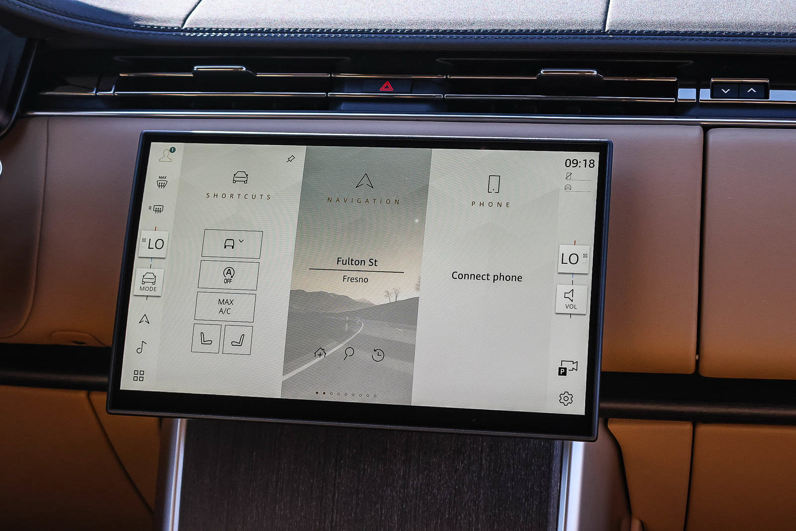 New 2026 Land Rover Range Rover SE AWD/4WD image 22