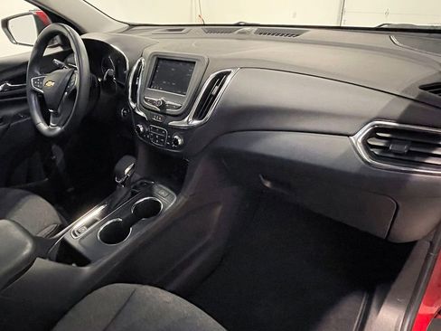 Used 2024 Chevrolet Equinox LT image 27