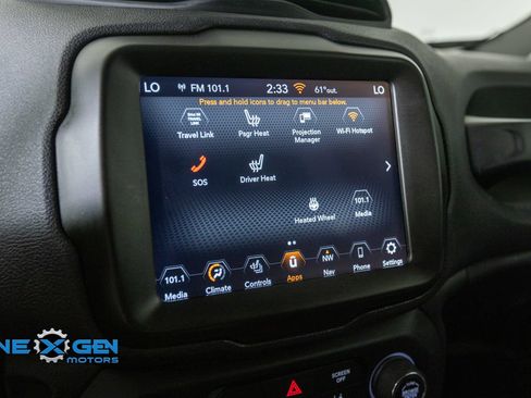 Used 2022 Jeep Renegade Latitude w/ Convenience Group AWD/4WD image 18