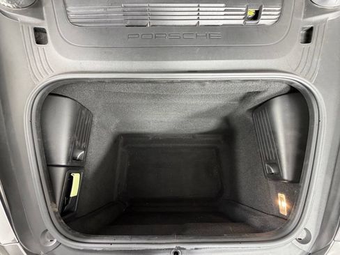 Certified 2019 Porsche 718 Boxster RWD image 39