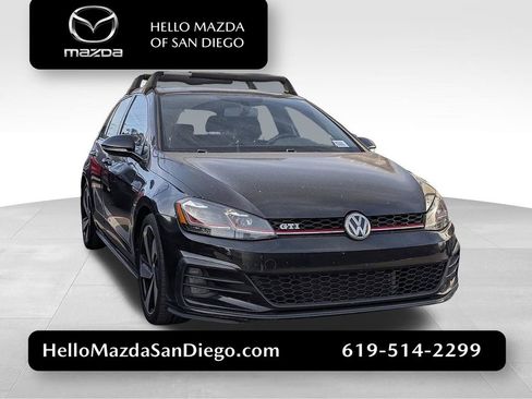 Used 2018 Volkswagen GTI SE image 1