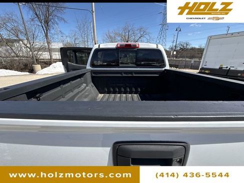 Certified 2017 GMC Canyon Denali image 24